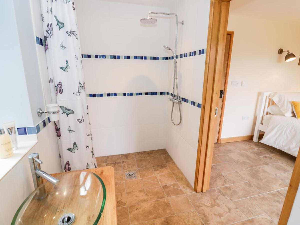 Five Mile House Barn Villa Cirencester Luaran gambar